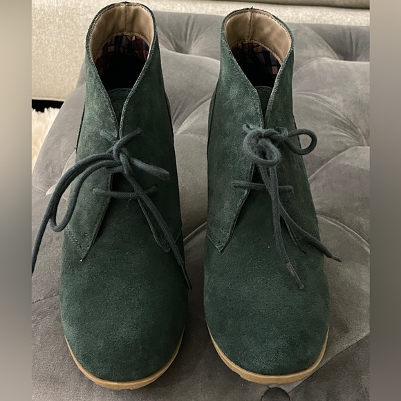 Green leather wedge bootie - Picture 6 of 13